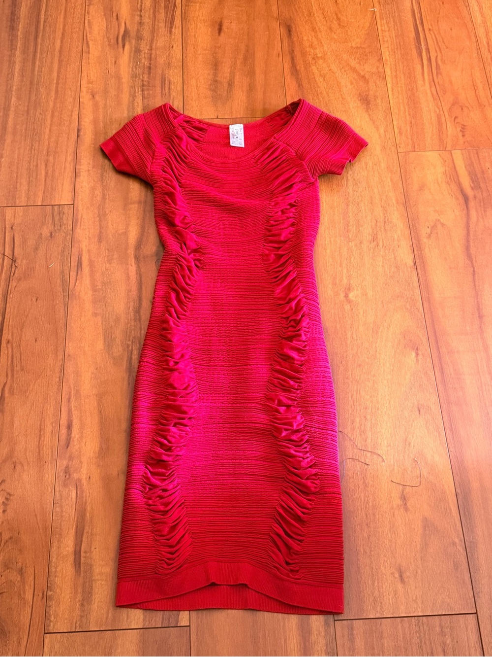 Ruched Hot Red Short-Sleeve Knit Midi Dress